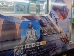 Kolaborasi PUBG MOBILE X Attack on Titan Hadir di KRL Commuter Line Jakarta Kota-Bogor!