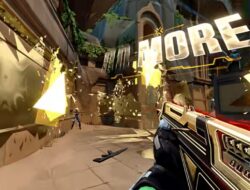 Paket Terkemuka Tiba dengan Vandal Emas dan Pisau Kupu-kupu